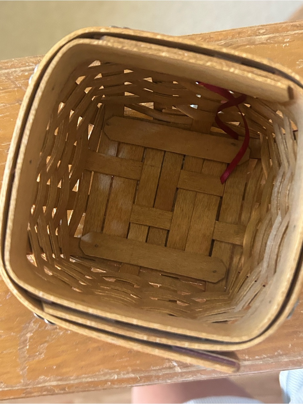 Small Longaberger Handwoven Basket with Deep Red Accent and Hearts - Picture 11 of 11